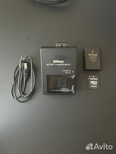 Зеркальный фотоаппарат Nikon d3100