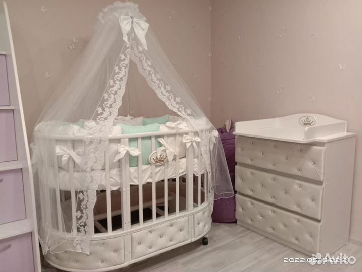 Детские кроватки овальные