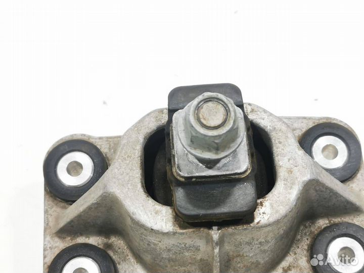 Подушка крепления двигателя Land Rover Range Rover