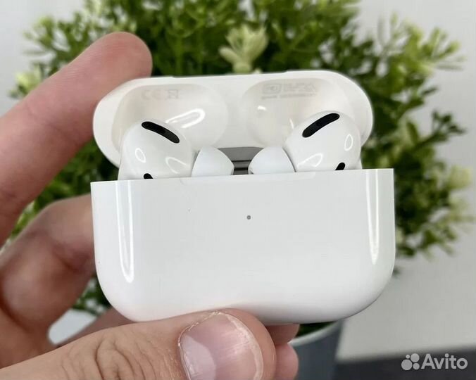 Беспроводные наушники AirPods Pro