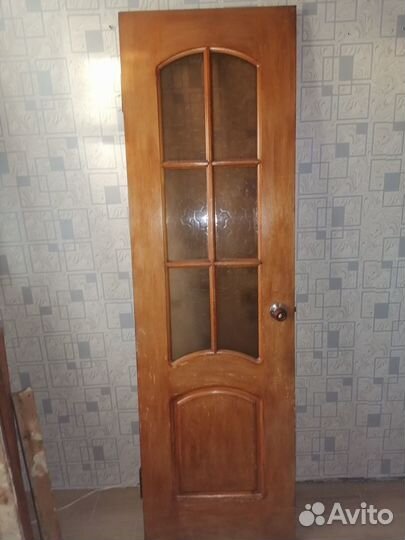 Продам межкомнатную дверь бу