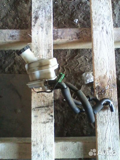 Бачок тормозной жидкости JMC