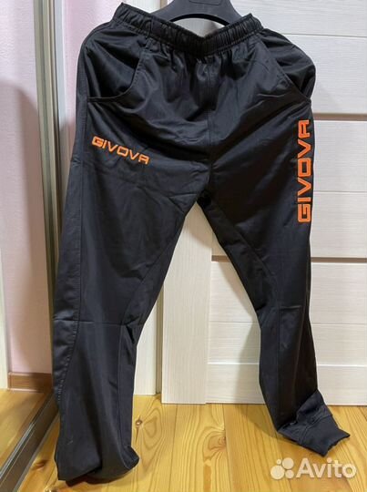 Спортивный костюм новый