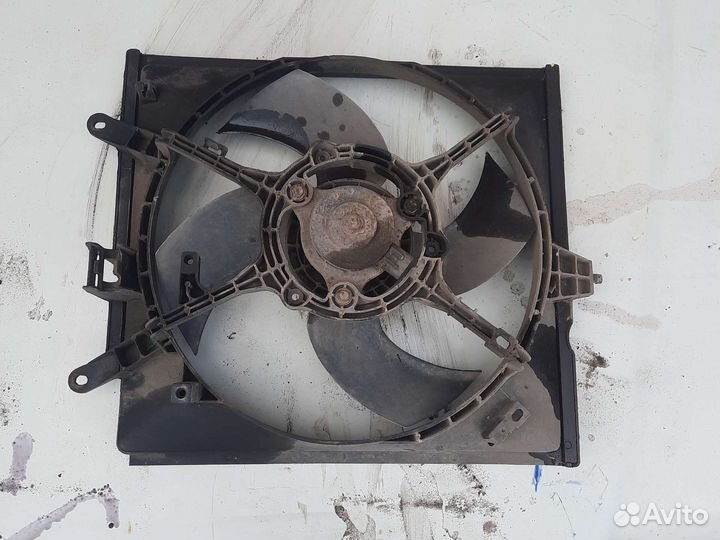 Вентилятор охлаждения Mitsubishi space star 4g18