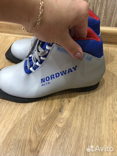 Ботинки для беговых лыж детские