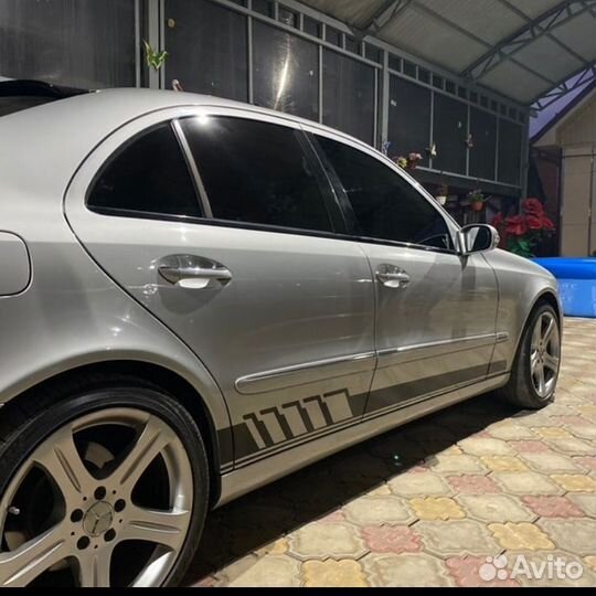 Наклейки на авто, реклама на заднее стекло авто