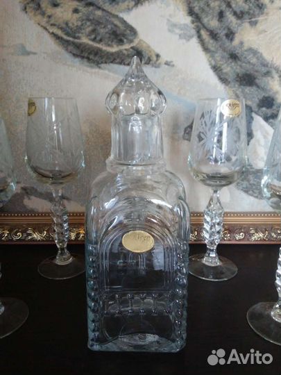 Графин с фужерами из хрусталя