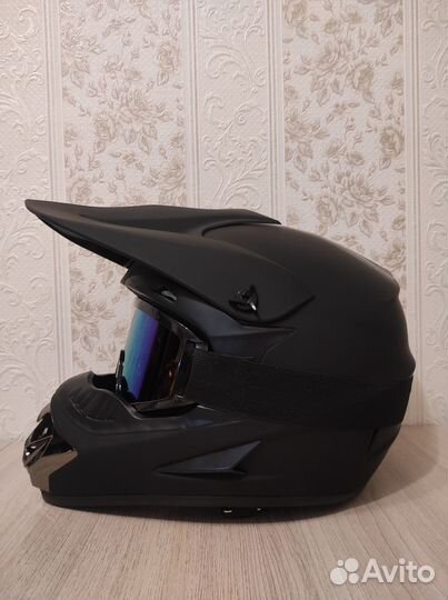 Новый кроссовый шлем