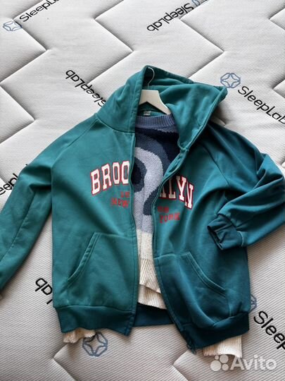 Толстовка и свитер