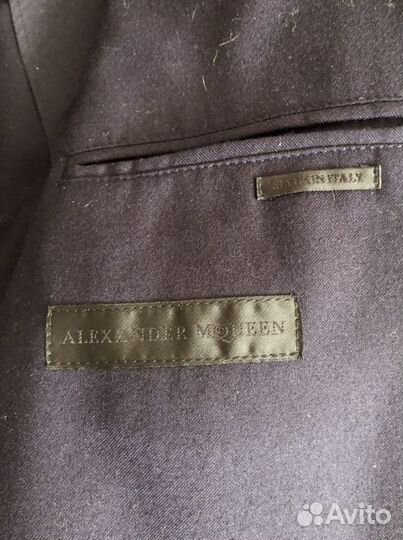 Костюм Alexander McQueen