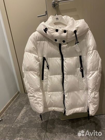 Пуховик женский