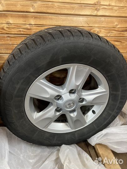 Комлект колес Toyota Land cruiser 200 R18