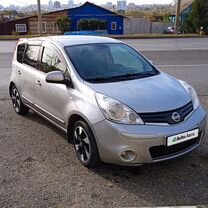 Nissan Note 1.6 AT, 2013, 187 000 км, с пробегом, цена 890 000 руб.