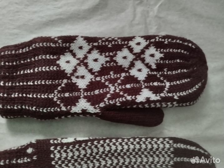 Варежки женские теплые