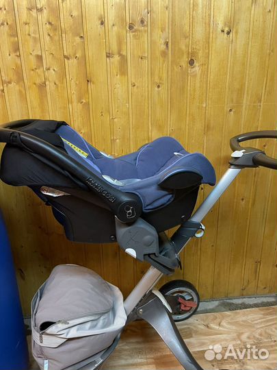 Коляска 3 в 1 Stokke