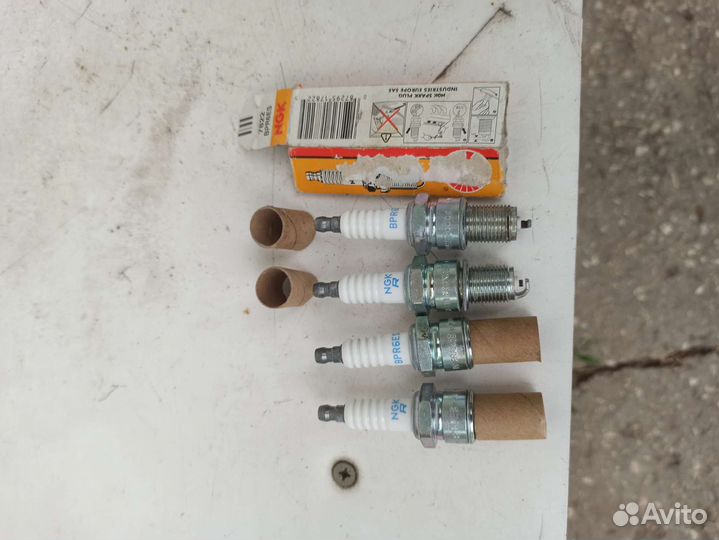 Запчасти для Москвич 2141