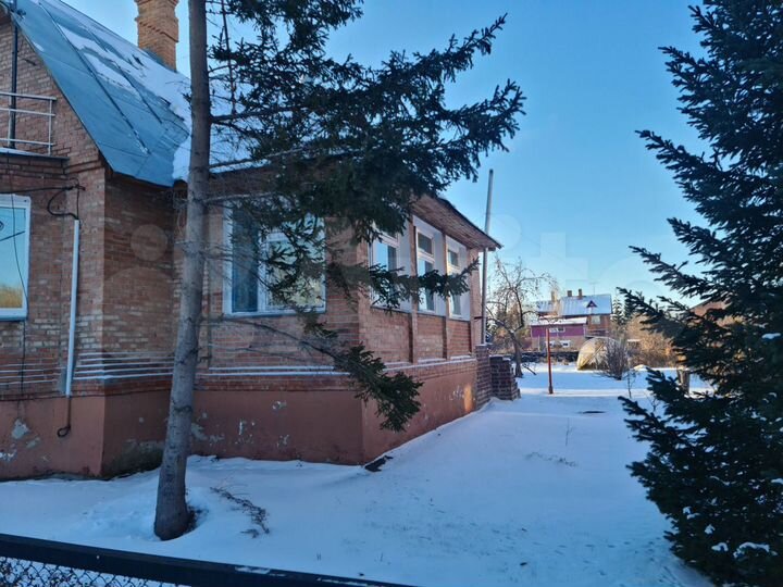 Коттедж 250 м² на участке 15 сот.