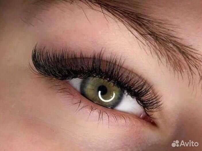 Наращивание ресниц, Оформление бровей