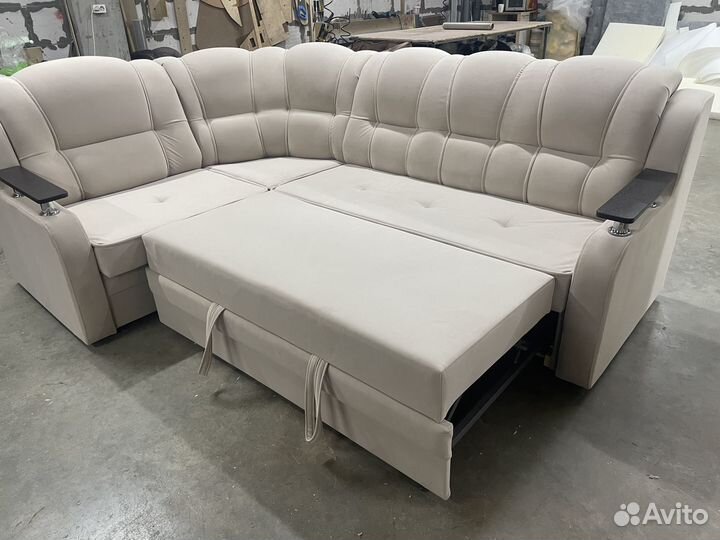 Диван угловой новый
