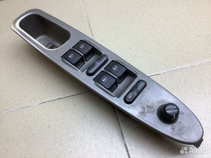 Блок управления стеклоподъемниками Chery Tiggo T11