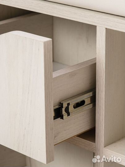 Обувница для прихожей с сиденьем Деко 1