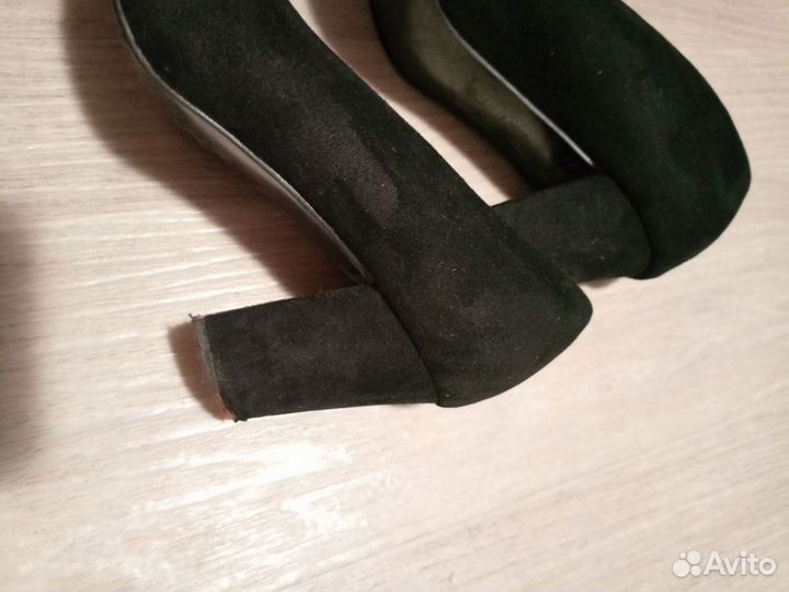 Туфли женские 35 размер черные