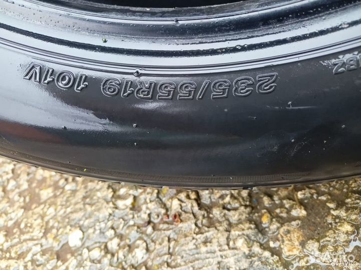 Bridgestone Alenza 001 235/55 R19 101V