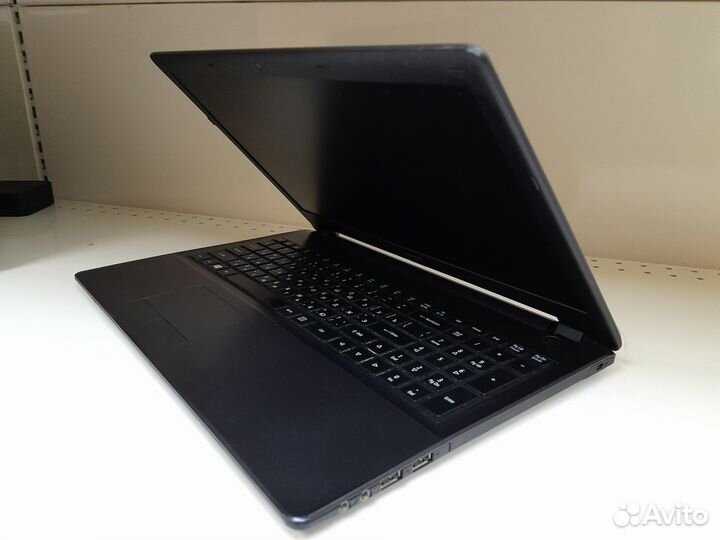 Ноутбук / Intel /4Gb /500Gb/ Intel HD до 8Gb + SSD