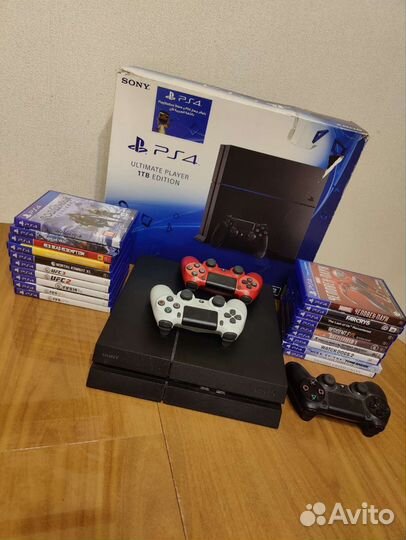 Sony PS4 1tb + 3 джойстики и 19 игр
