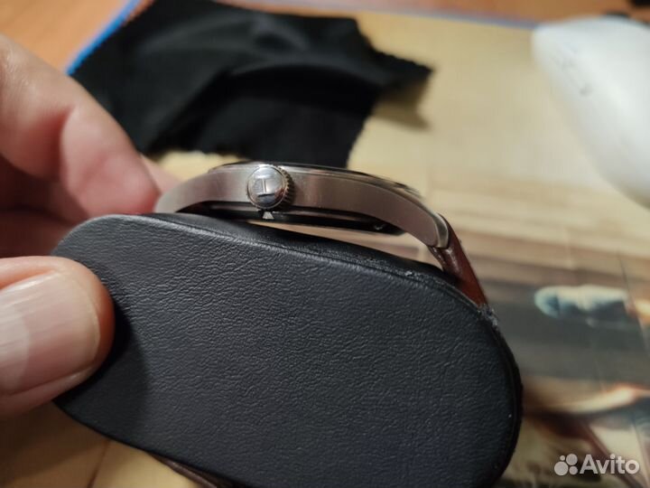 Hamilton Khaki FieldH705450 42 мм часы