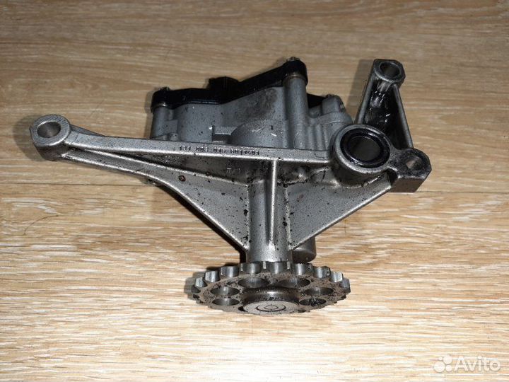 Масляный насос Mercedes-Benz C-Class W204 OM646