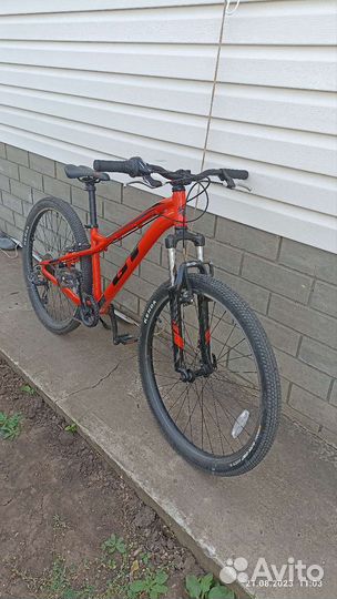 Велосипед GT Stomper prime 26