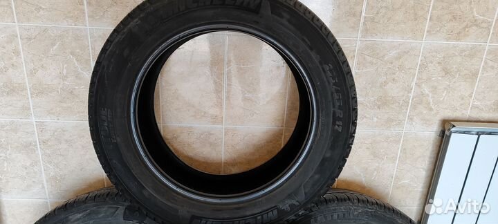 Michelin Latitude Tour HP 235/55 R17