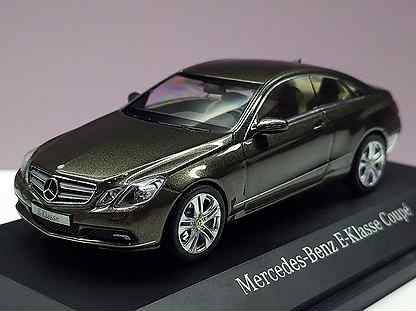 1:43 Mercedes E-Class Coupe (C207)