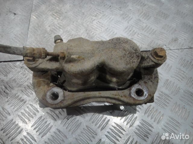 Суппорт Amarok (10-16) пер L б/у