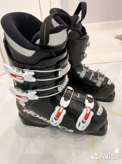 Горнолыжные ботинки Nordika детские