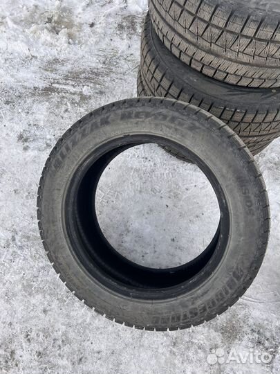 Bridgestone Blizzak Revo GZ 205/55 R16