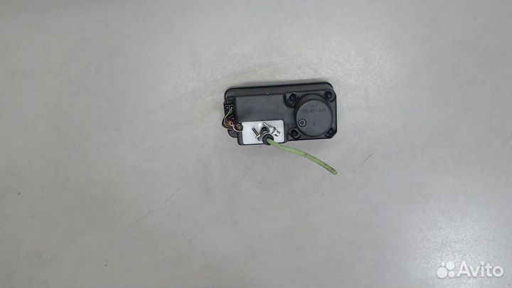 Компрессор центрального замка Volkswagen Passat 4