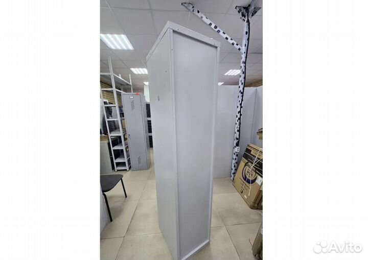 Шкаф металлический