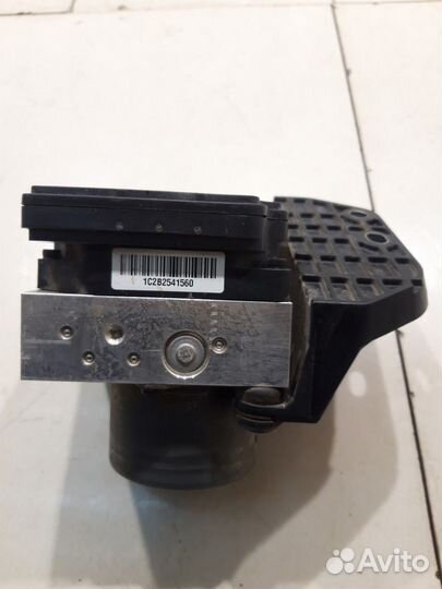 Блок ABS (Hyundai Tucson IV)