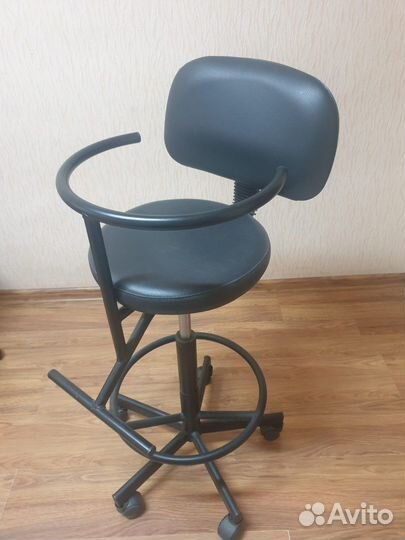 Стул для педикюра