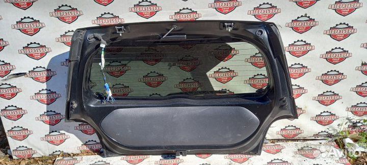 Дверь багажника Toyota Ist NCP61 1nzfe 2007