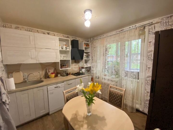 3-к. квартира, 66,3 м², 1/5 эт.