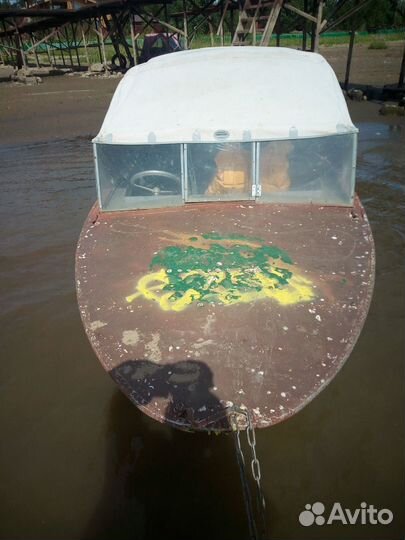 Лодка Днепр