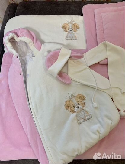 Комплект на выписку для девочки