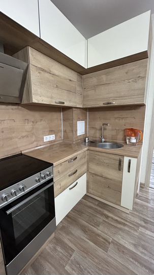 2-к. квартира, 40 м², 3/25 эт.