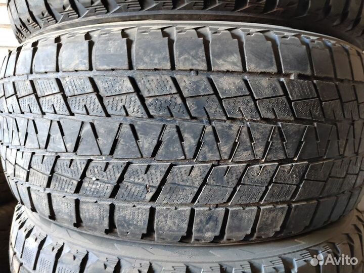 Bridgestone Blizzak DM-V1 275/50 R22 и 285/45 R22