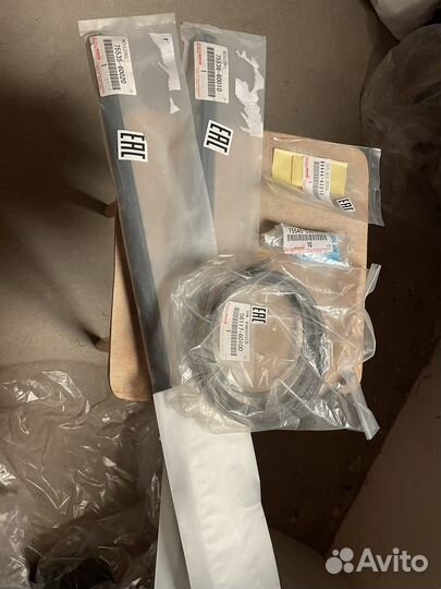 Лобовое стекло на Toyota LC Prado 150