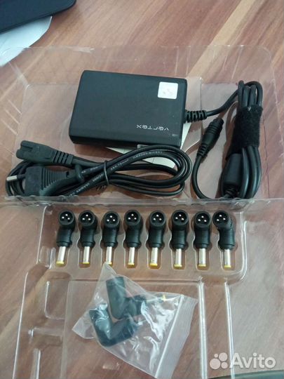 Универсальный адаптер питания для ноутбуков