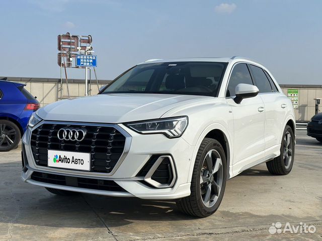 Audi Q3 1.4 AMT, 2021, 7 303 км с пробегом, цена 3486000 руб.